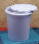 Tupperware Giant Canister ( 8.75 litres)